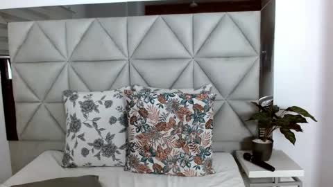  Nina  online show from 17, 12, 2024