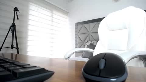  Nina  online show from 7, 2, 2025