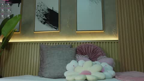 NINA online show from 6, 4, 2026