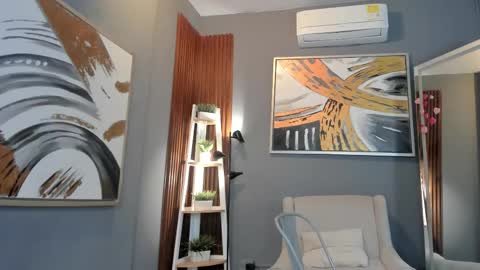 Nina online show from 13, 2, 2026