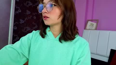 Nina online show from 10, 11, 2025