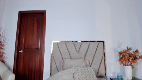 Nina online show from 9, 3, 2025