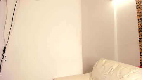 Snapshot of ninacollinss1 chatting on 17, 9, 2025 ninabigboobs online show from 17, 9, 2025