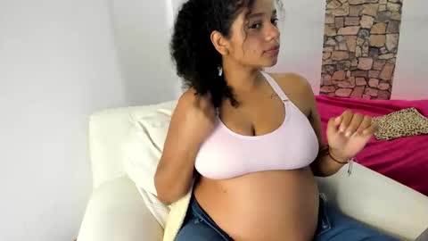 Snapshot of ninacollinss1 chatting on 2, 10, 2025 ninabigboobs online show from 2, 10, 2025