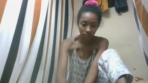 Snapshot of ninaeaa chatting on 17, 1, 2026 ninaeaa online show from 17, 1, 2026