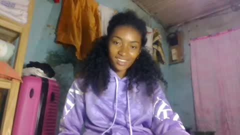 Snapshot of ninaeaa chatting on 17, 7, 2026 ninaeaa online show from 17, 7, 2026