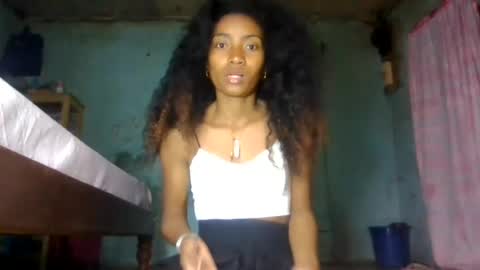 Snapshot of ninaeaa chatting on 19, 7, 2026 ninaeaa online show from 19, 7, 2026