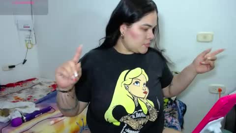 Snapshot of ninafuentes2x chatting on 27, 7, 2026 NinaFuentes online show from 27, 7, 2026