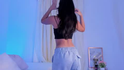 ninahtx online show from 1, 4, 2026