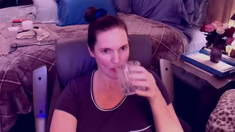 Snapshot of ninajaymes chatting on 4, 2, 2025 Nina Jaymes online show from 4, 2, 2025