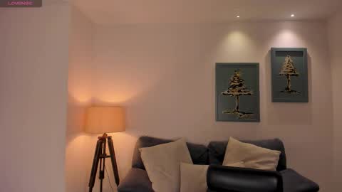  Nina  online show from 9, 3, 2026