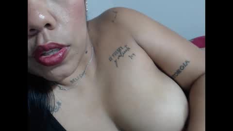 Ninapalmer online show from 13, 12, 2025