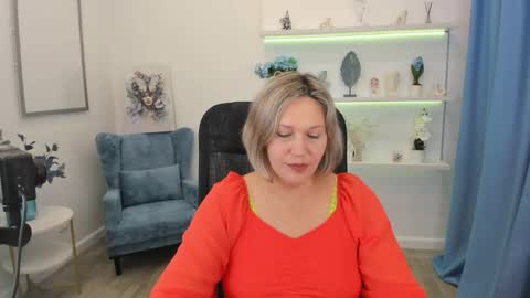 ninastarle online show from 9, 10, 2025