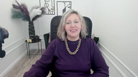 ninastarle online show from 30, 11, 2025