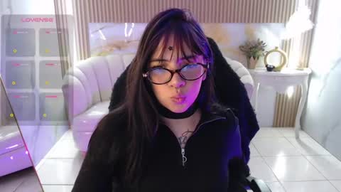 Snapshot of ninfa_ch chatting on 6, 7, 2026 Ninfa online show from 6, 7, 2026