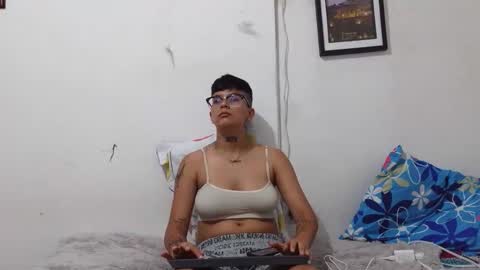 Snapshot of nini_smith chatting on 20, 4, 2026 nini_smith online show from 20, 4, 2026