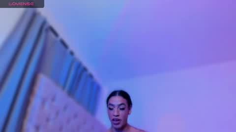 Snapshot of ninonbeart chatting on 15, 5, 2026 Ninon Beart online show from 15, 5, 2026