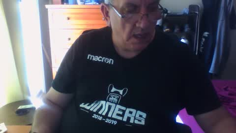 Dennis online show from 1, 10, 2025