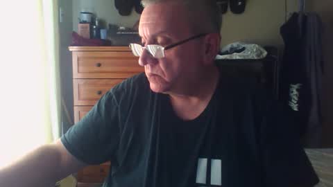 Dennis online show from 29, 11, 2025