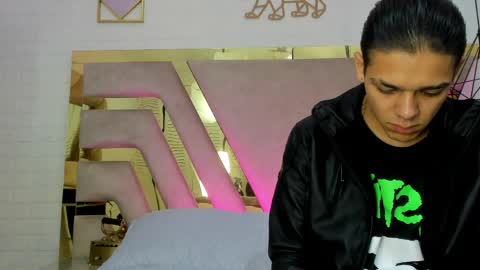 Zoe  online show from 31, 3, 2026