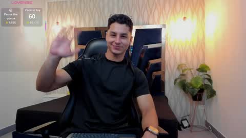 Noah online show from 6, 4, 2026