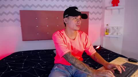 NOAH  online show from 8, 1, 2025