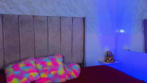 NOAH  online show from 9, 1, 2025