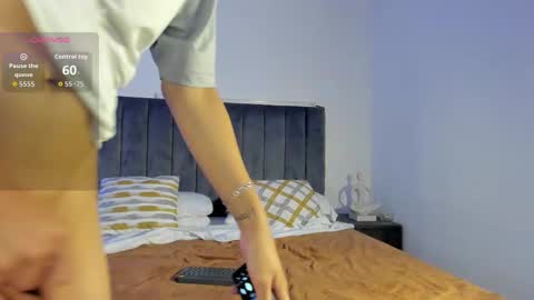 Noah Jayden online show from 9, 10, 2025