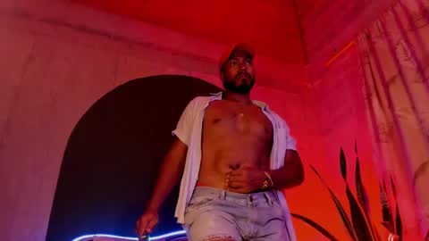 Snapshot of noah_jones__ chatting on 9, 2, 2025 Noah online show from 9, 2, 2025