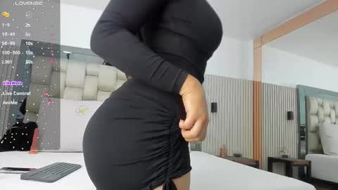 Snapshot of noah_pariss chatting on 27, 11, 2025 NOAH online show from 27, 11, 2025