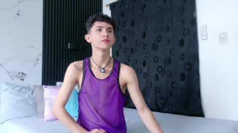 Snapshot of noah_tyler_ chatting on 21, 4, 2026 noah tyler online show from 21, 4, 2026
