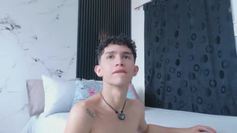 Snapshot of noah_tyler_ chatting on 7, 5, 2026 noah tyler online show from 7, 5, 2026