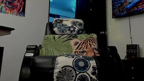 LIAM- noah online show from 17, 1, 2025