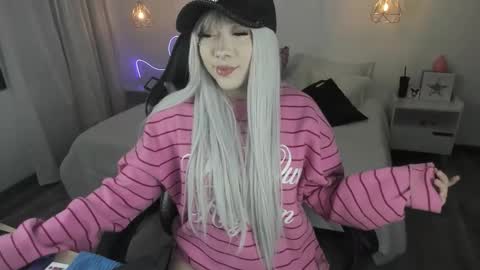 Snapshot of noahcryptic chatting on 17, 2, 2026 Noah online show from 17, 2, 2026