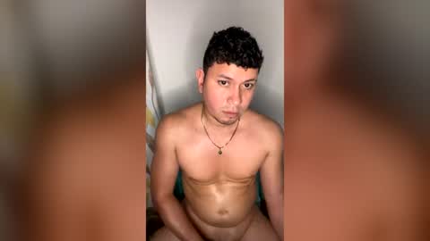Snapshot of noahlatino35 chatting on 24, 6, 2026 noahlatino35 online show from 24, 6, 2026