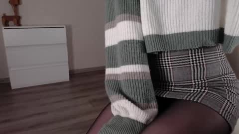 noelleneptune online show from 7, 2, 2025