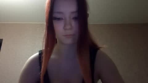 Snapshot of noemileclerc chatting on 2, 4, 2026 Lisa online show from 2, 4, 2026