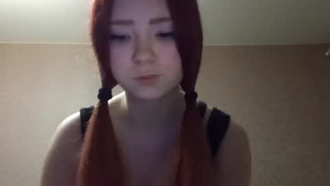 Snapshot of noemileclerc chatting on 6, 4, 2026 Lisa online show from 6, 4, 2026