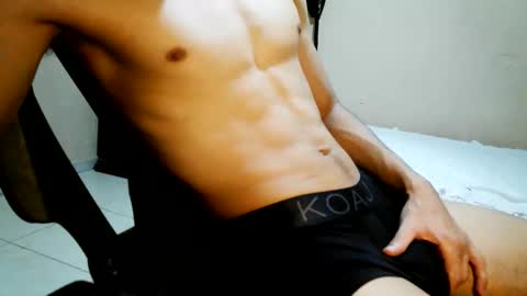 Snapshot of nofacebaby_ chatting on 15, 5, 2026 nofacebaby_ online show from 15, 5, 2026