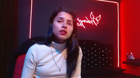 Snapshot of noha_thomson chatting on 18, 6, 2026 Noha Thomson online show from 18, 6, 2026