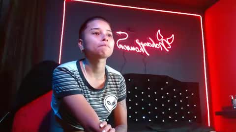 Snapshot of noha_thomson chatting on 25, 7, 2026 Noha Thomson online show from 25, 7, 2026