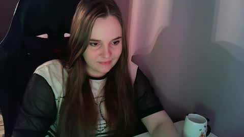 noir_ember_ online show from 4, 10, 2025