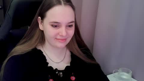 noir_ember_ online show from 5, 3, 2026