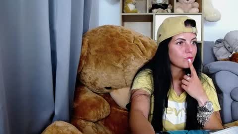 Snapshot of noirbella chatting on 31, 7, 2026 noirbella online show from 31, 7, 2026