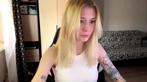 Sofia online show from 15, 4, 2026