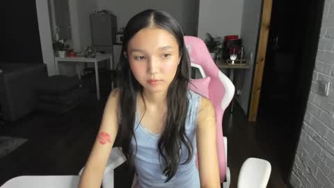 nomi online show from 30, 9, 2025