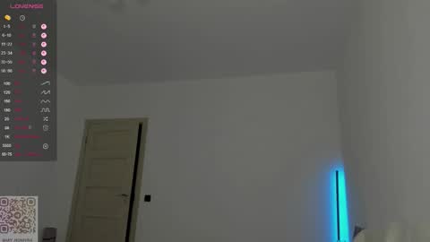 Snapshot of nomyrai chatting on 20, 11, 2025 Rina Rabbit online show from 20, 11, 2025