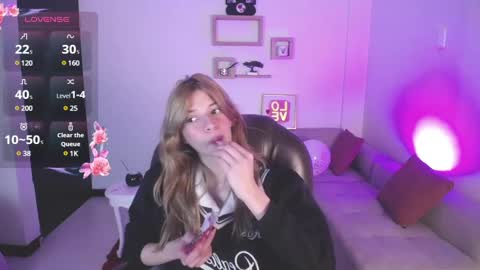 Nora online show from 18, 2, 2025