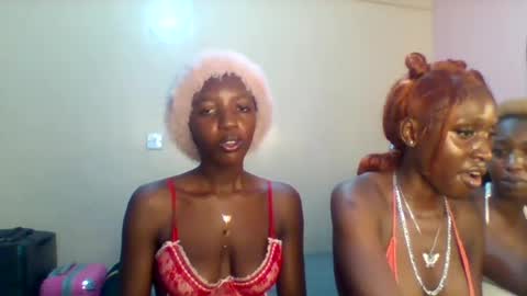 Snapshot of norababy20 chatting on 27, 6, 2026 Norababy20 online show from 27, 6, 2026