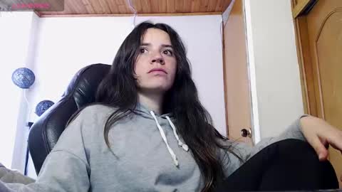 Snapshot of noreen_ chatting on 29, 10, 2025 noreen_ online show from 29, 10, 2025